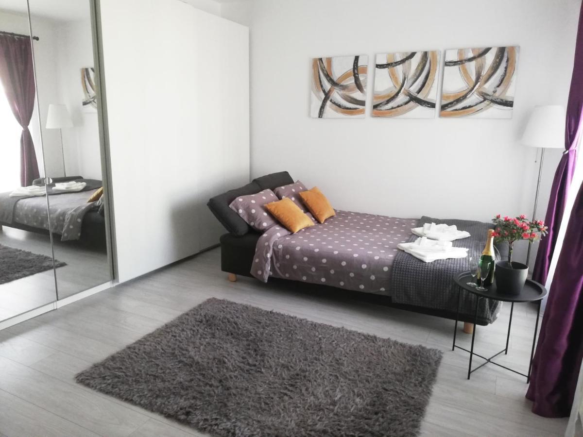 Marlen'S Apartment Bukareszt Zewnętrze zdjęcie